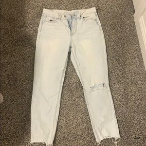 American Eagle Mom Jean